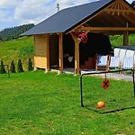 - Na Gorskim Szlaku ゲストハウス ムジャシフレ