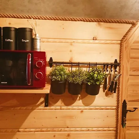 Konukevi - Na Gorskim Szlaku